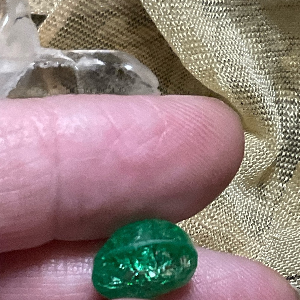 Emerald - Picture 3 of 7